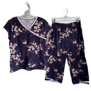 Garnet Hill Women’s Floral  Asian Wrap Pajama Set Size Medium Short Sleeve Crop